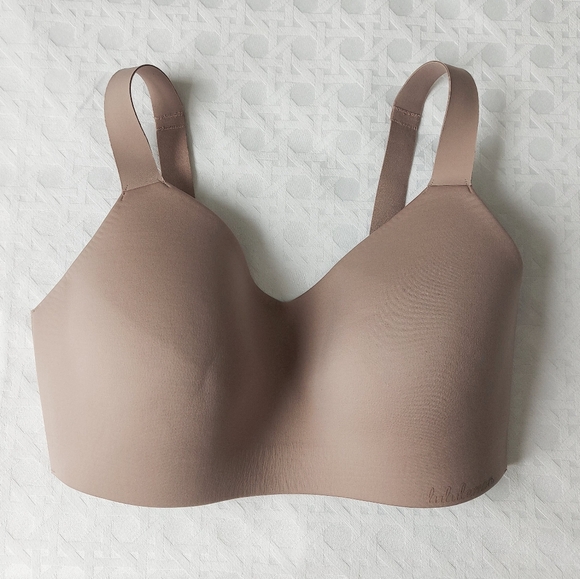 Lululemon Hold True Bra Size 34E Soft Sand Buttery Soft Lightweight Adjustable - Picture 2 of 8